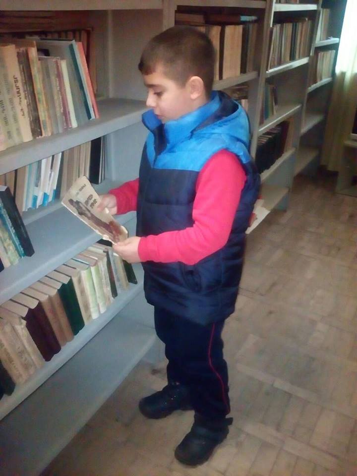 Ազատամուտ գյուղի գրադարան 3